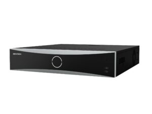 NVR מערכת IP למצלמות אבטחה חברת Hikvision עם אנליטיקה 8 כניסות, 8 חיבורי PoE , כונן דיסק 1, K4 דגם:DS-7608NXI-I2/S